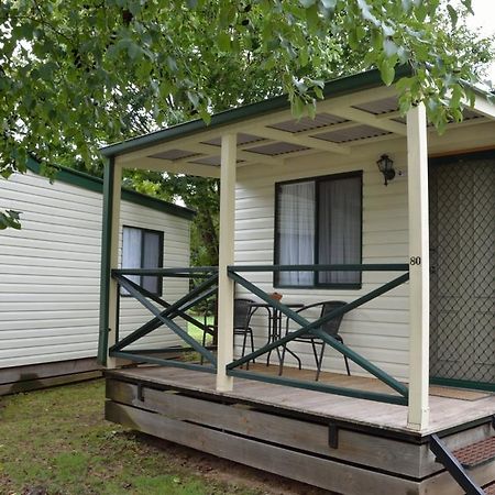Porepunkah Pines Holiday Park Δωμάτιο φωτογραφία