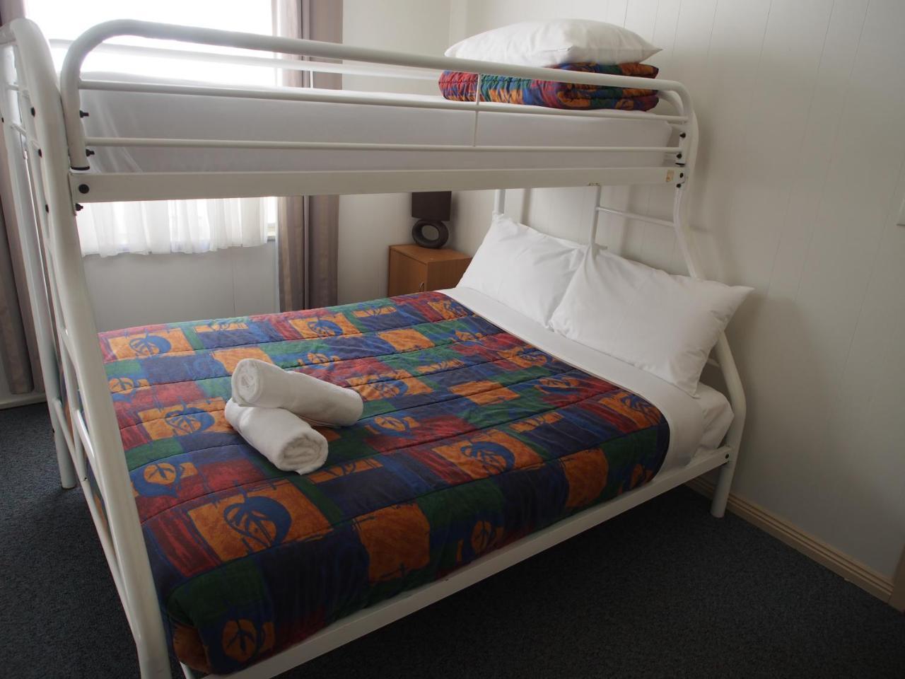Porepunkah Pines Holiday Park Εξωτερικό φωτογραφία