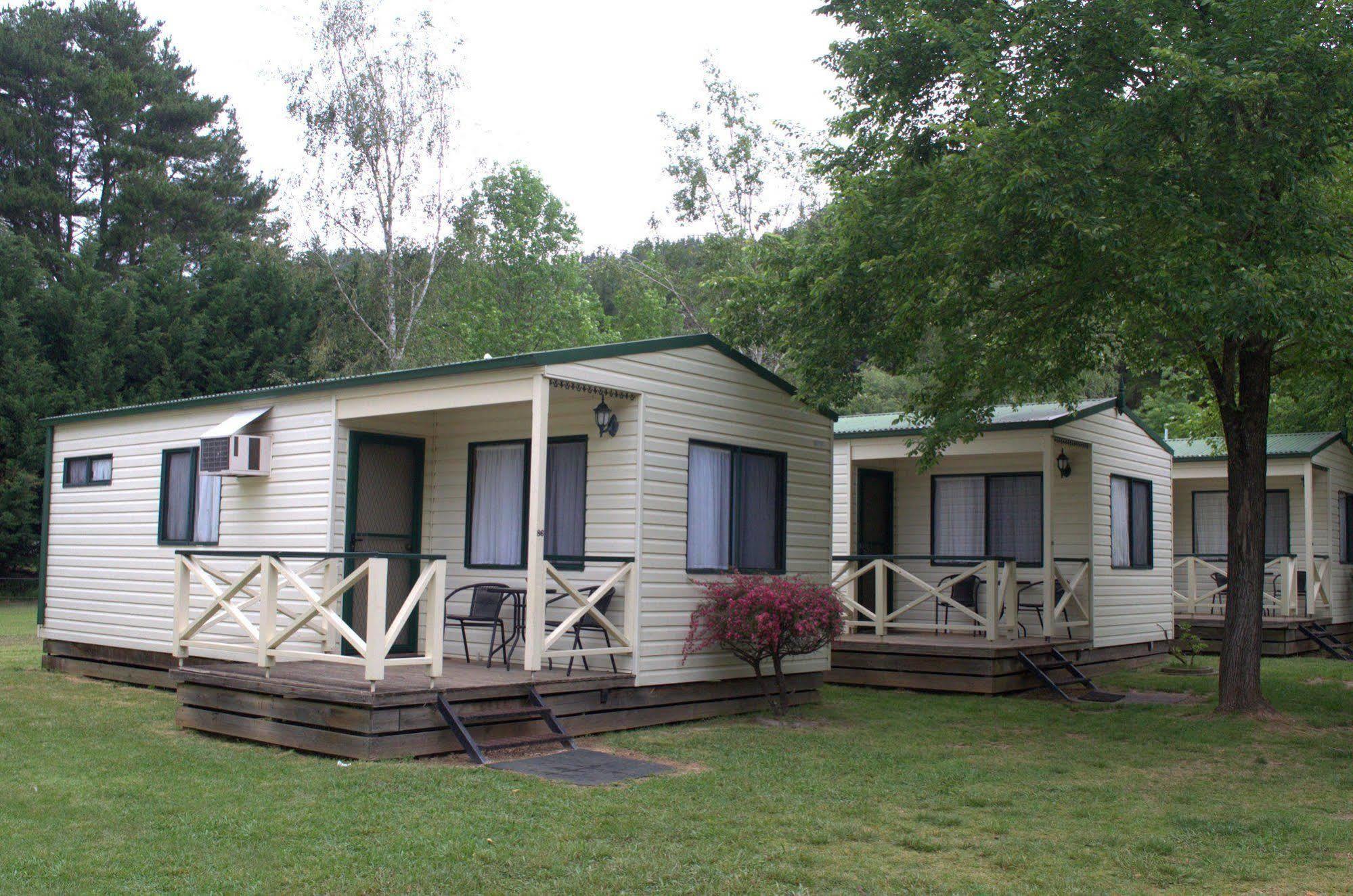 Porepunkah Pines Holiday Park Εξωτερικό φωτογραφία